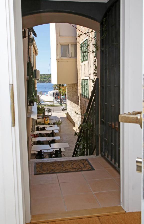 Swan City Apartment & Room Sibenik Exterior photo