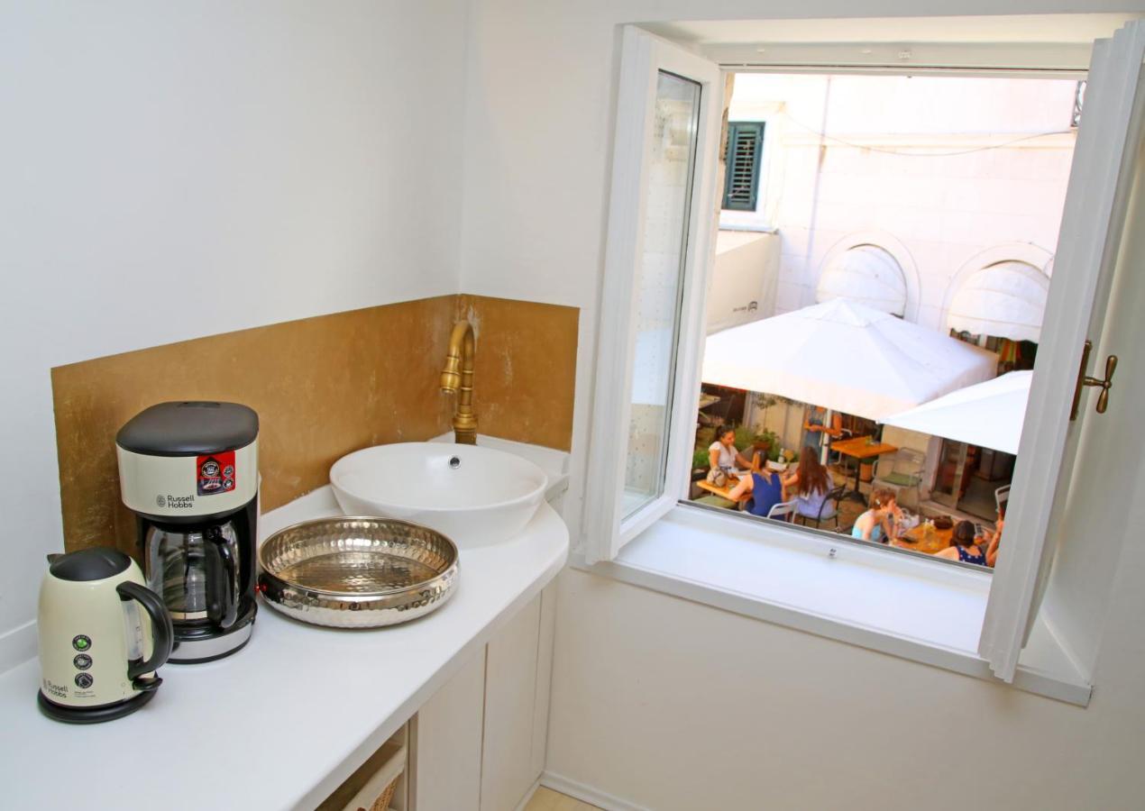 Swan City Apartment & Room Sibenik Exterior photo