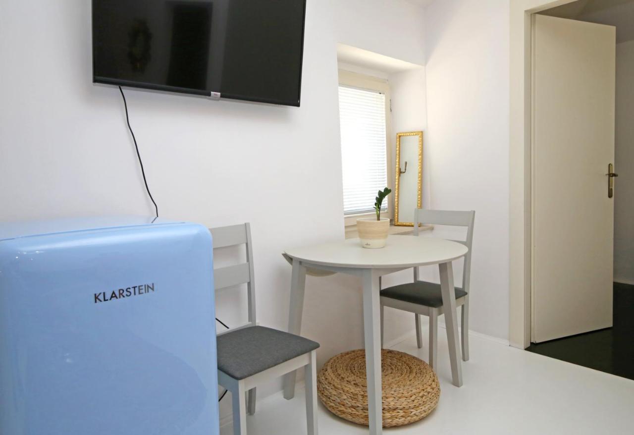 Swan City Apartment & Room Sibenik Exterior photo