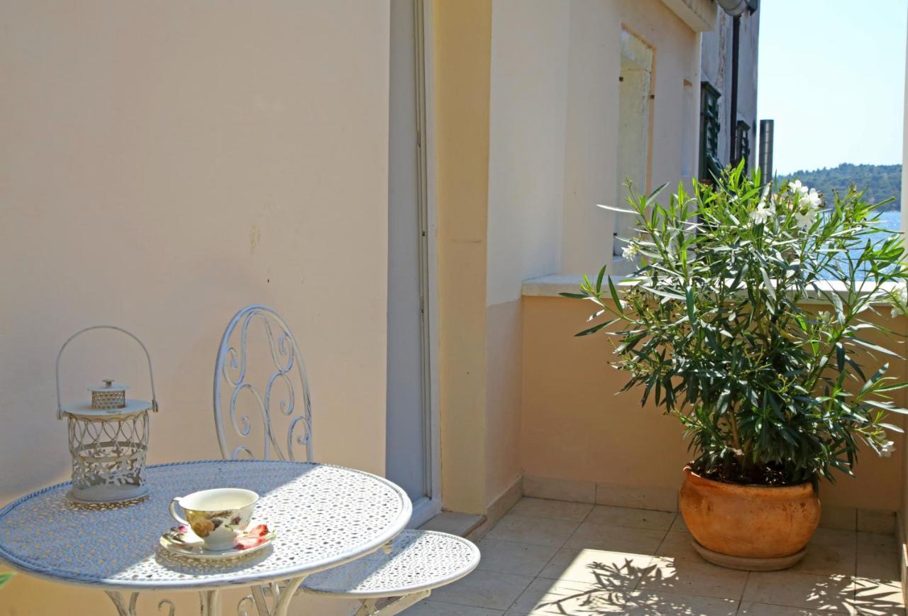 Swan City Apartment & Room Sibenik Exterior photo