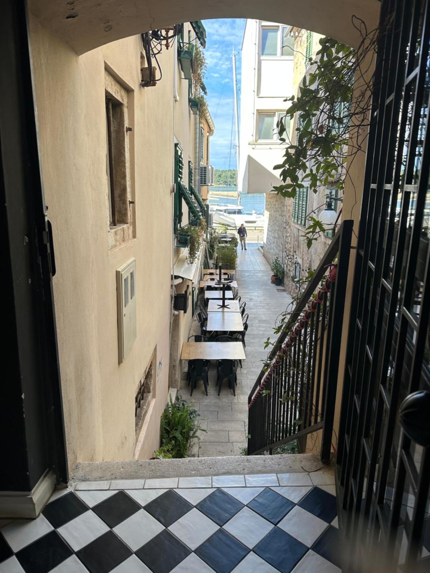 Swan City Apartment & Room Sibenik Exterior photo